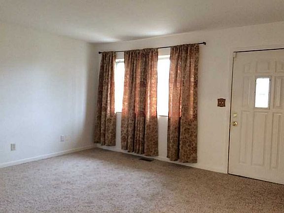 2nd image of 2358 Cadie Ave