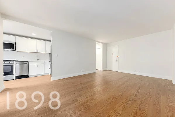 Rented by A&E Real Estate Management | media 8