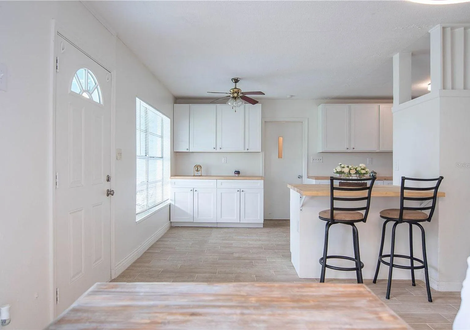 4 bed, 1325 sqft, $2,050 — Photo 4