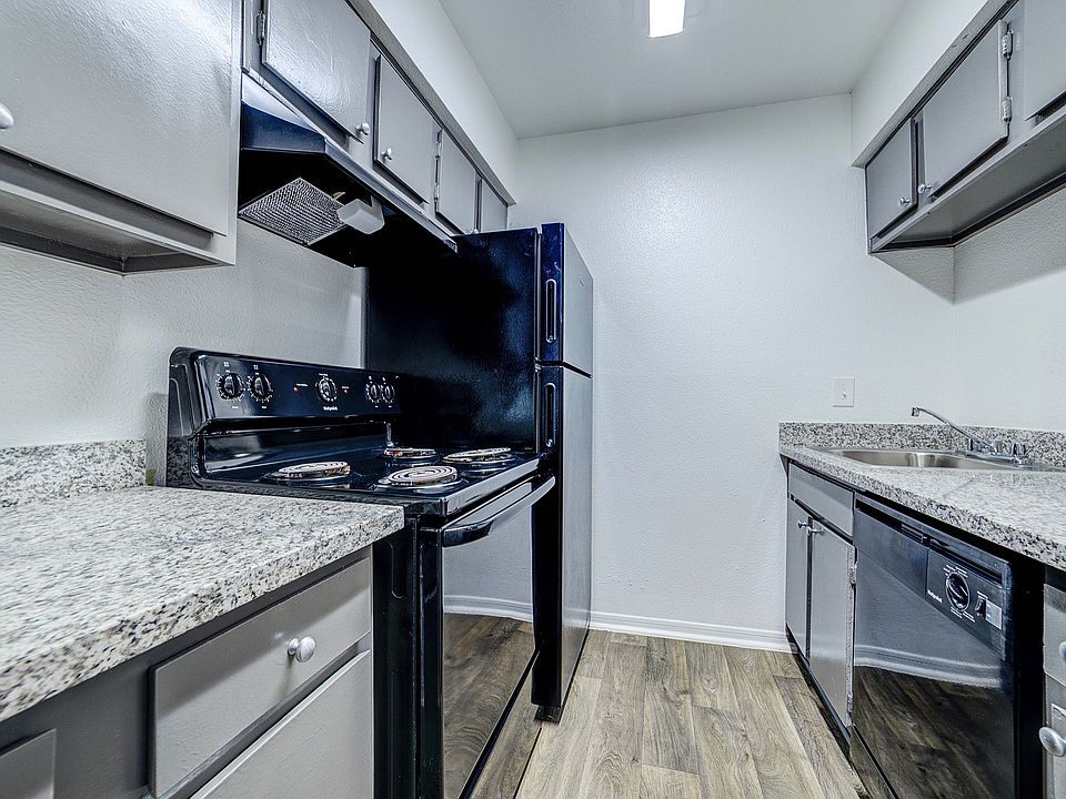 Ashford_Westchase_Kitchen3