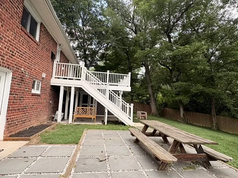 9714 Admiralty Dr — Photo 40