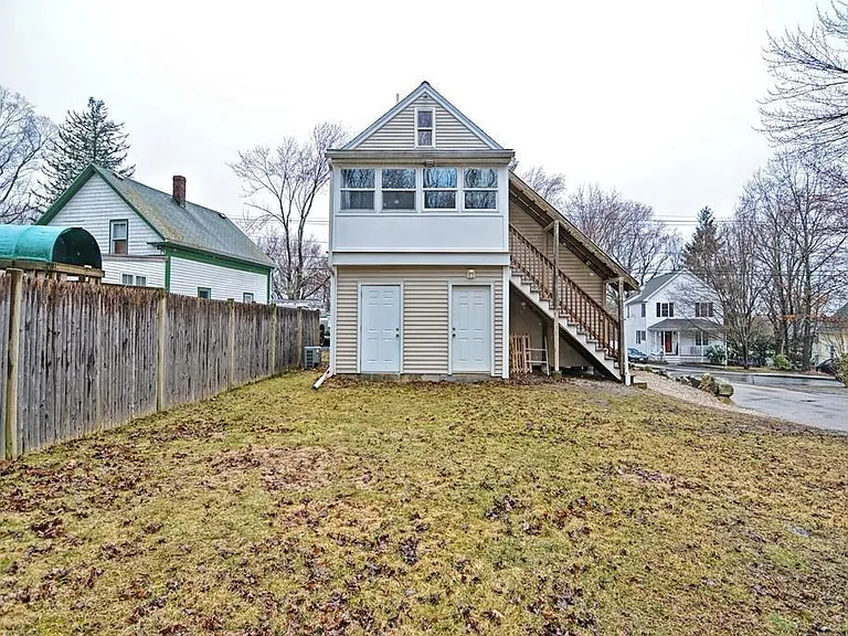 18 Walcott St #1 — Photo 18
