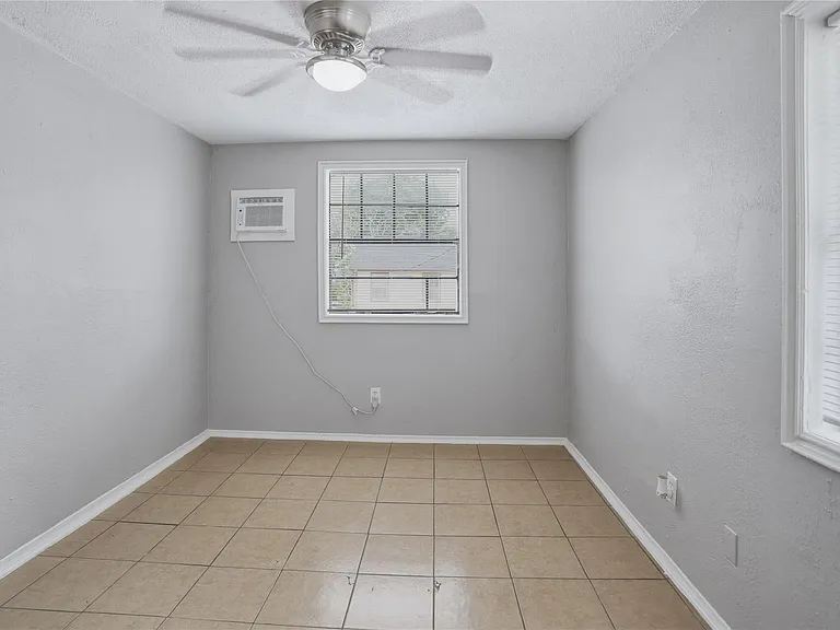 6700 Avenue S #D — Photo 10