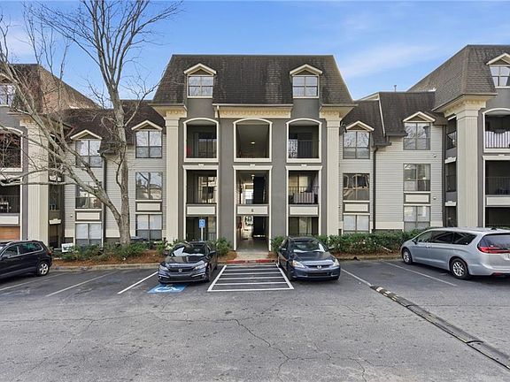 2nd image of 2657 Lenox Rd Building 68