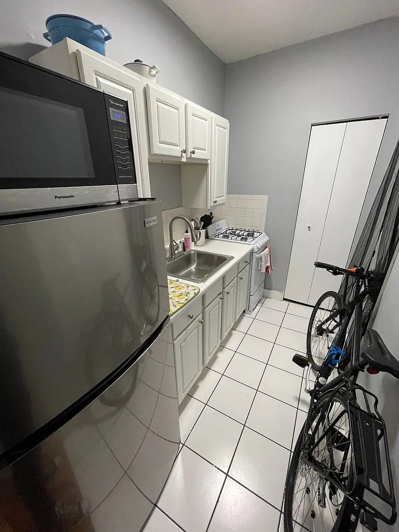 209 Greene Street — Photo 3