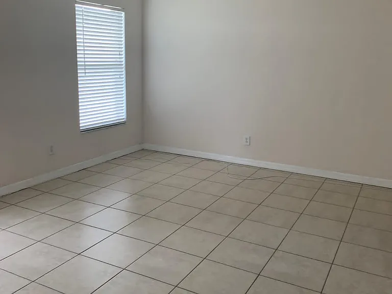 11329 Coconut Island Dr — Photo 4