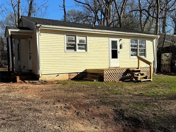 819 Ferndale Ave, Winston Salem, NC 27107