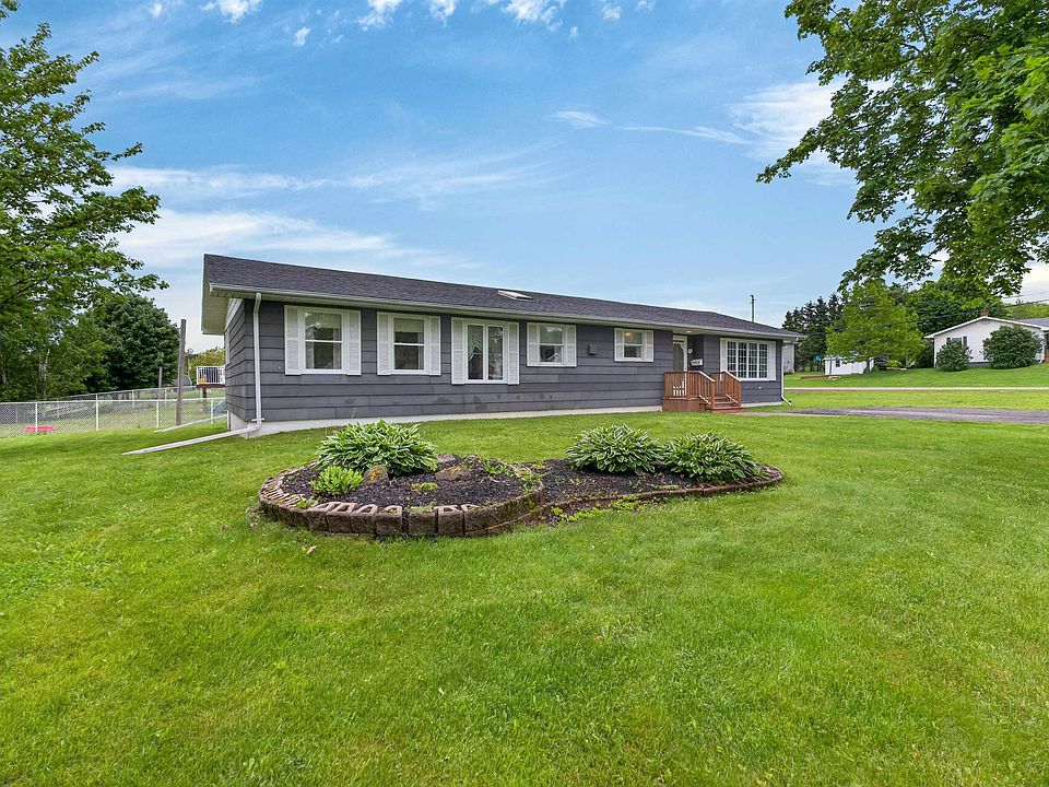 1st image of 13 Avonlea Dr