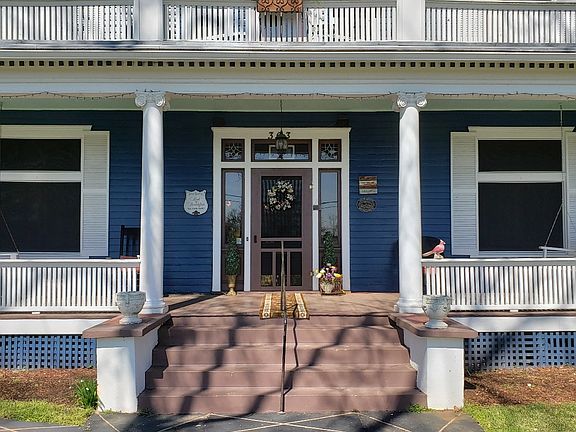 4th image of 303 E Kolstad St