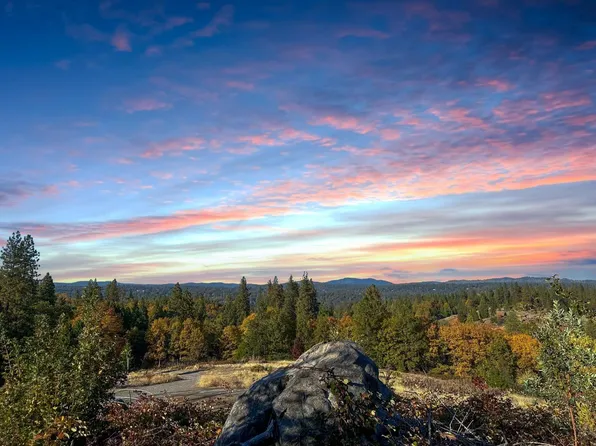 2700 Dancing Oaks Rd, Camino, CA 95709