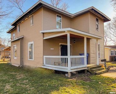 334 E 4th St, Flora, IL, 62839