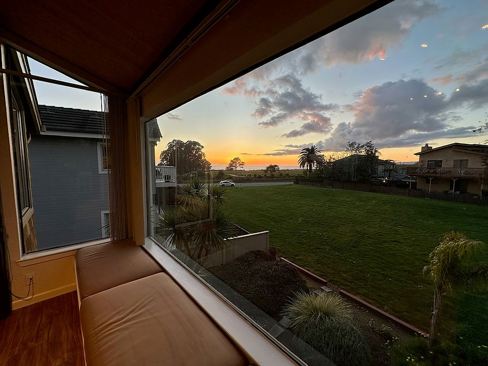 Spectacular sunsets from the living room!