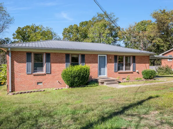 3904 Cedar St, Centerville, TN 37033