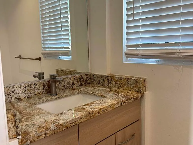 175 S Allen Ave #3 — Photo 7