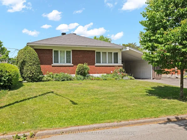 839 Weston Dr, Ottawa, ON K1G 1W5