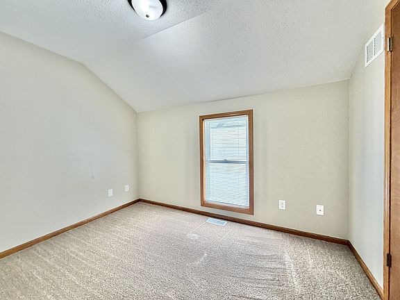 5th image of 612 Cherry St #2