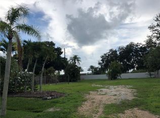 668 SE Chapman Ave, Port Saint Lucie, FL 34984