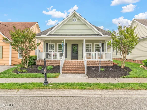 175 Liberty Ct, Oak Ridge, TN 37830