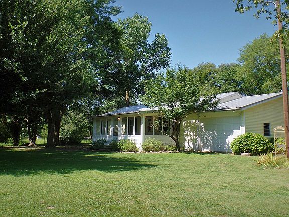 2nd image of 115 County Road 4495