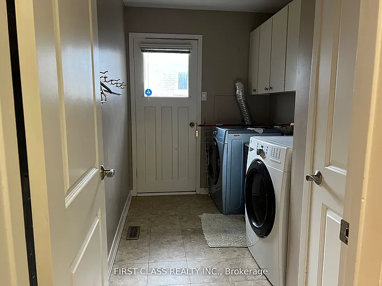 51 Ealing Dr — Photo 7