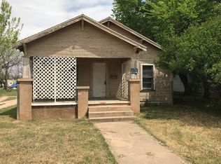 1008 N 8th St, Ballinger, TX 76821