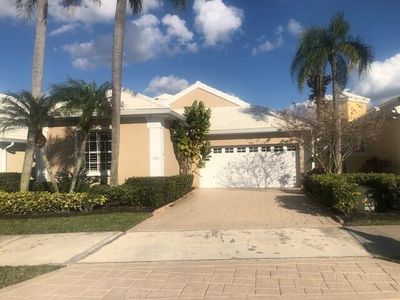 1090 Lytham Court, West Palm Beach, FL, 33411