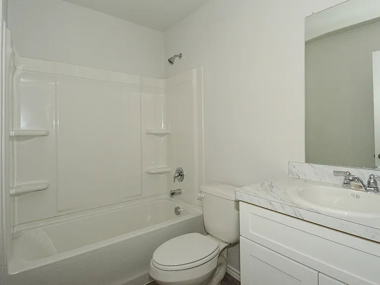 297 Victory Dr — Photo 11