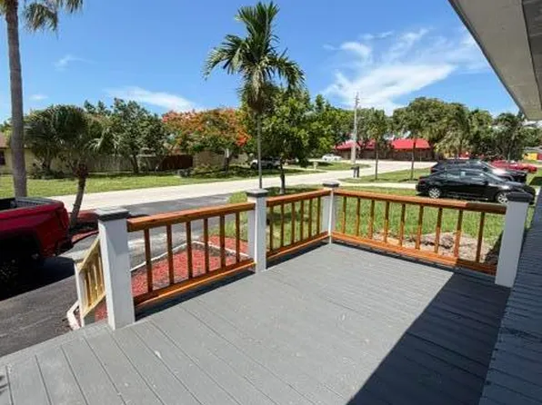3040 TROPICAL Trail, Lake Worth, FL 33462