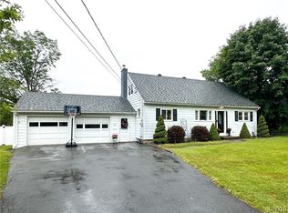 25 Forest Rd, Utica, NY 13501