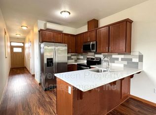 9255 SE Clay St, Portland, OR