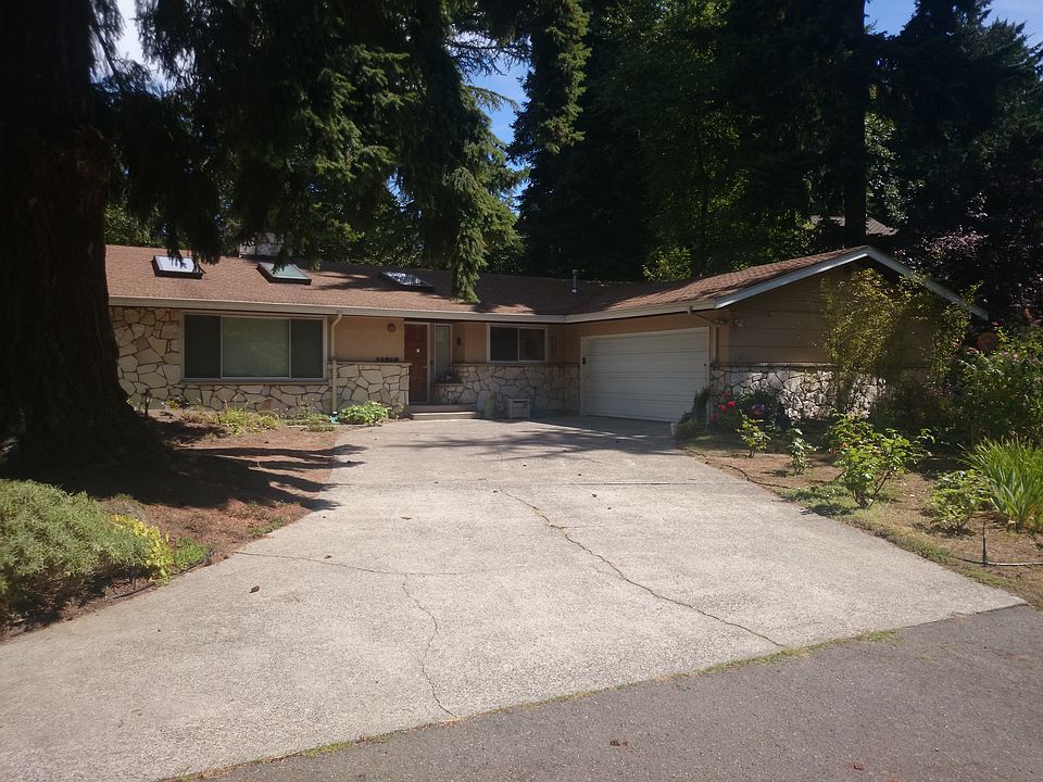 1st image of 11810 11th Ave NW
