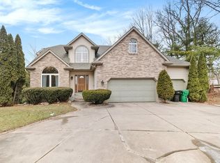 25799 Brick Rd, South Bend, IN 46628