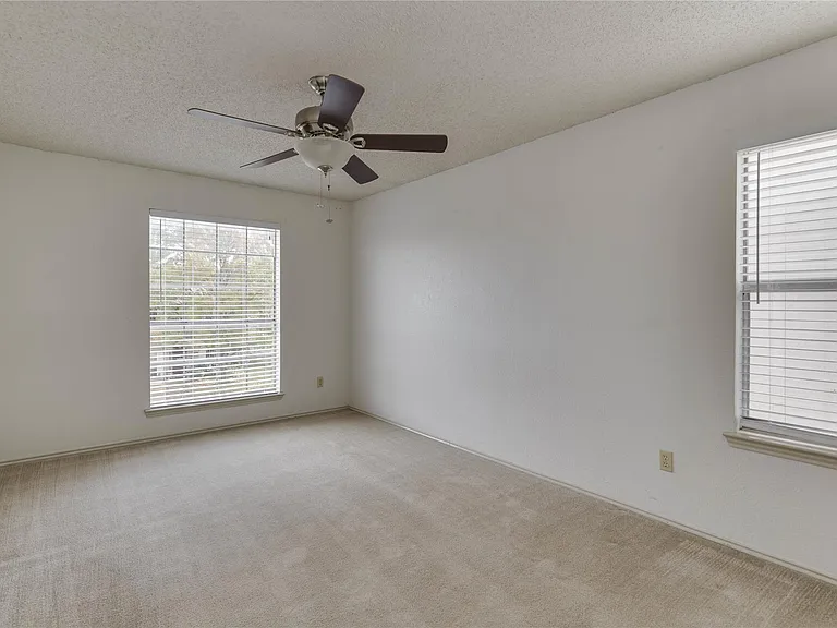 13210 Marrero Dr — Photo 27