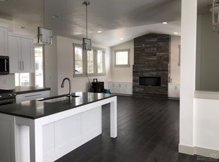 1702 NW Fields St, Bend, OR 97703