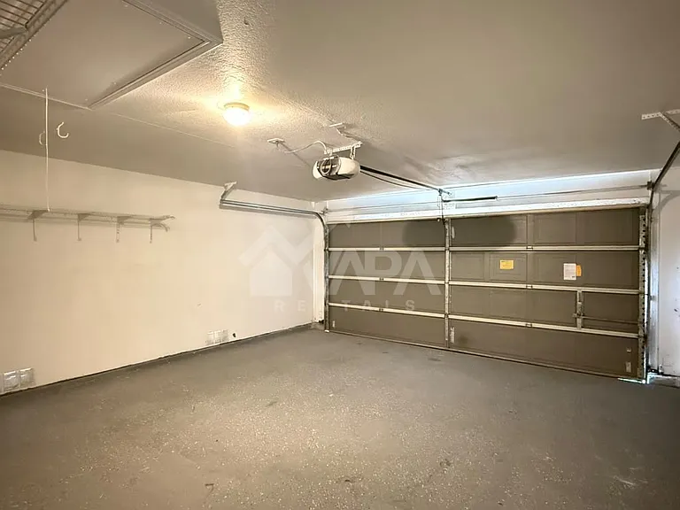 9218 Everton — Photo 19