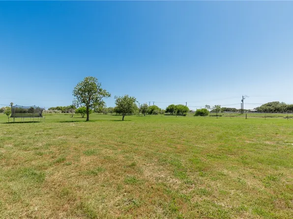 1 Flour Bluff Dr, Corpus Christi, TX 78418