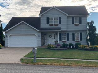 5301 La Rae Dr, Erie, PA 16506