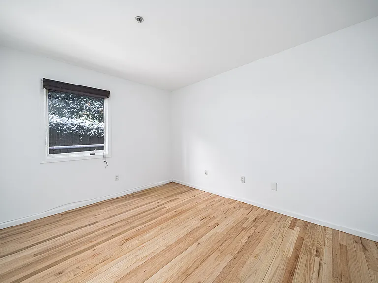 8909 Riverside Pl #1 — Photo 10