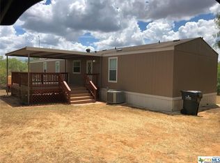 611 Nockenut Rd, Seguin, TX 78155