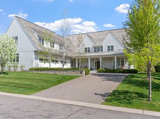 1615 Locust Hills Trl, Wayzata, MN 55391