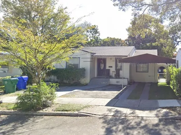 1026 NW 50th St, Miami, FL 33127