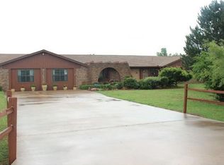 77 Foster Dr, Lawton, OK 73507