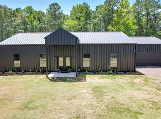 1373 County Road 166 W, Overton, TX 75684
