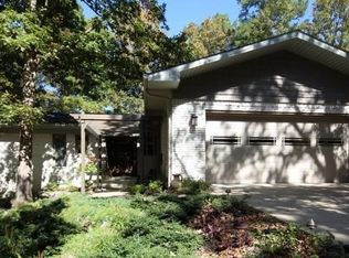 12 Castillo Ln, Hot Springs, AR 71909
