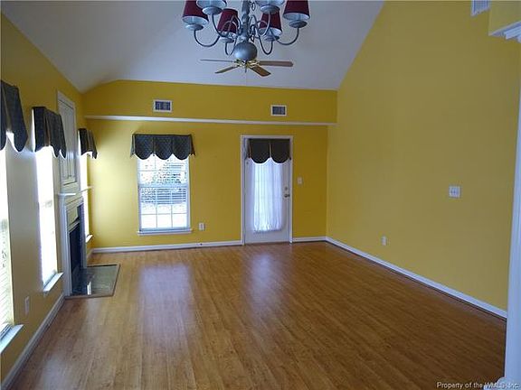4th image of 4401 Acoma Cir
