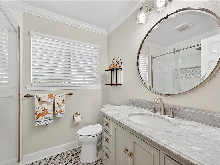 7878 N Meridian Ave — Photo 20
