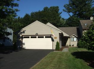 212 Loretta Ln, Vestal, NY 13850