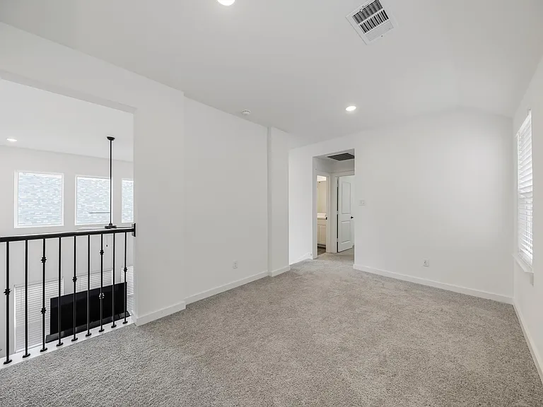 2712 Biltmore Dr — Photo 18