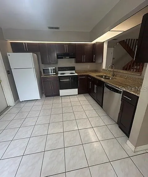 4403 Prairie Ct #B — Photo 6