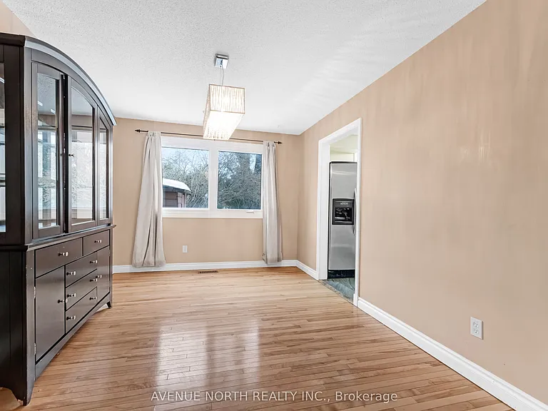 3489 Southgate Rd — Photo 6